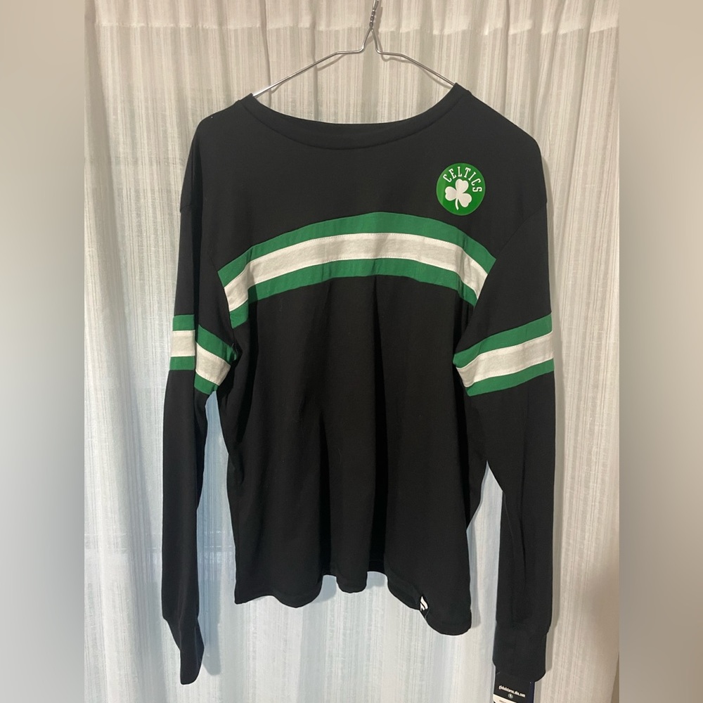 Large Fanatics/NBA black celtics long sleeve